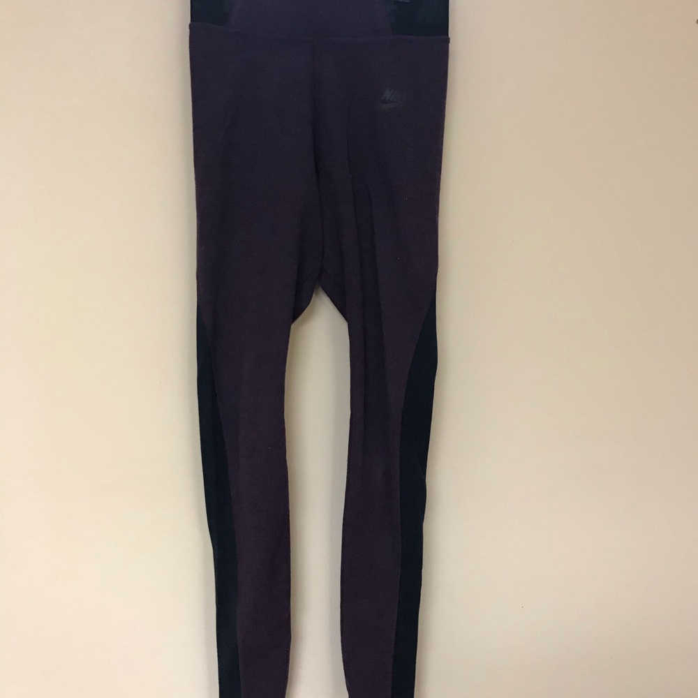 Nike leggings